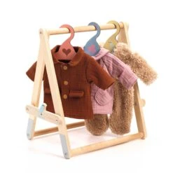 DJECO Poppenkledingrek + Hangers 3 Jr+