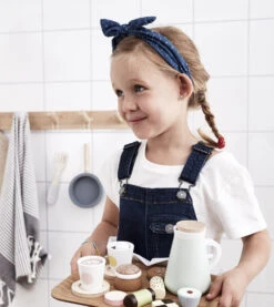 Kids Concept Hot Drinks Bistro 3jr+ 11 Kids Concept Hot Drinks Bistro 3jr+ -Janob Verkoop kidsconcept hot drinks 1000270 atmos 3 sh