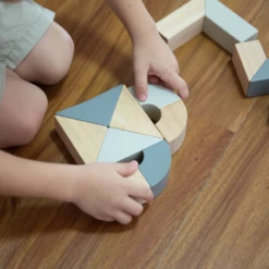 Plan Toys Twisted Blocks 2 Jr+ 10 Plan Toys Twisted Blocks 2 Jr+ -Janob Verkoop plan toys twisted blocks 5508 atmos 2